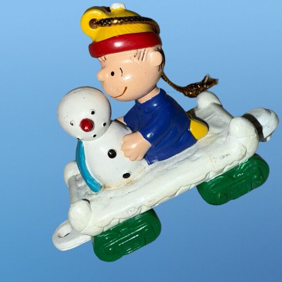 Vintage Whitmans's Peanuts Gang Train Linus and Snowman PVC Ornament B5 - Picture 6 of 6